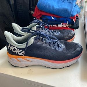 Hoka Clifton